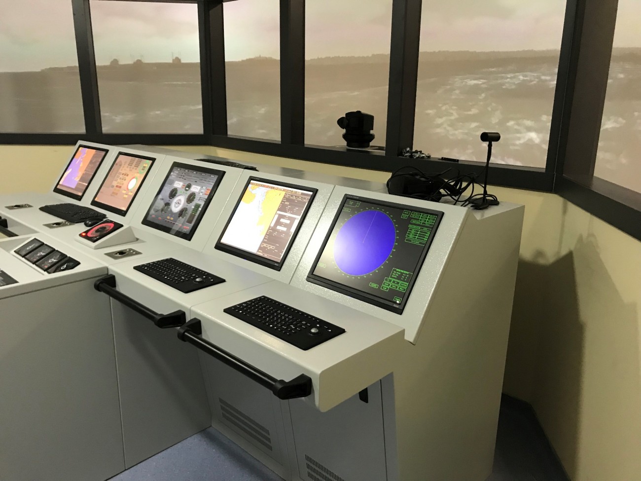 Радиообследование и обслуживание мостовых устройств